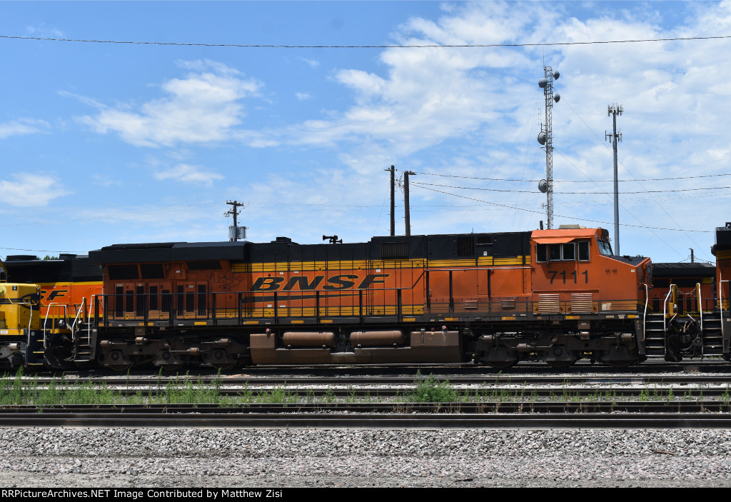 BNSF 7111